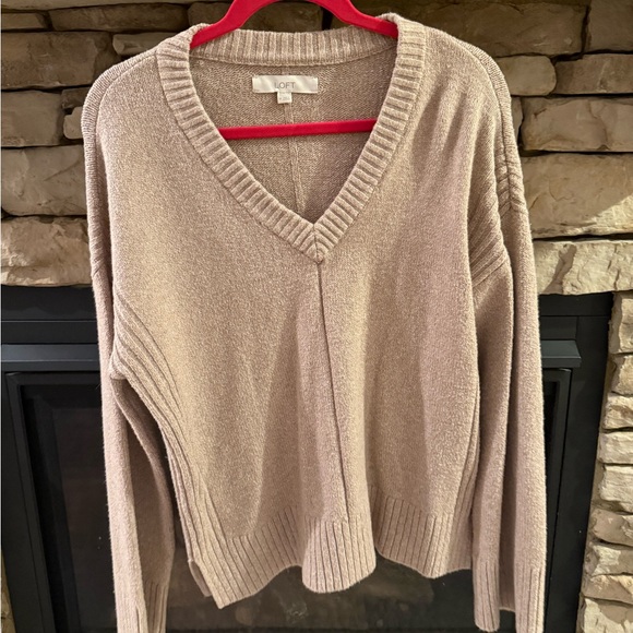 LOFT Sweaters - LOFT Women's Tan V-Neck Sweater